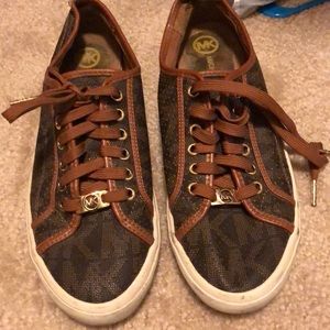 MICHAEL KORS SHOES SIZE 8 1/2